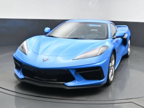 Used 2022 Chevrolet Corvette Stingray Premium Conv w/ Z51 Performance Package RWD image 25