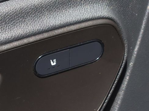 Used 2024 Mercedes-Benz Sprinter 2500 image 19