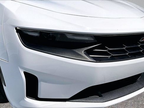 Used 2019 Chevrolet Camaro LT RWD image 31