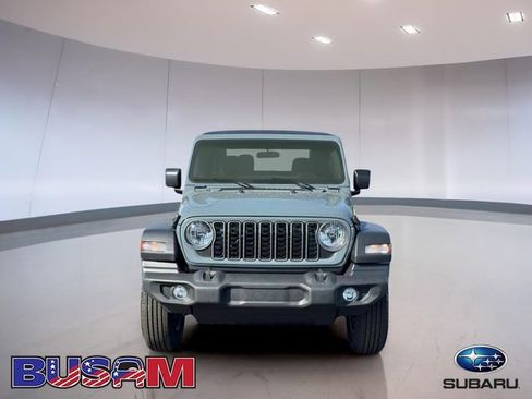 Used 2026 Jeep Wrangler Sport AWD/4WD image 2