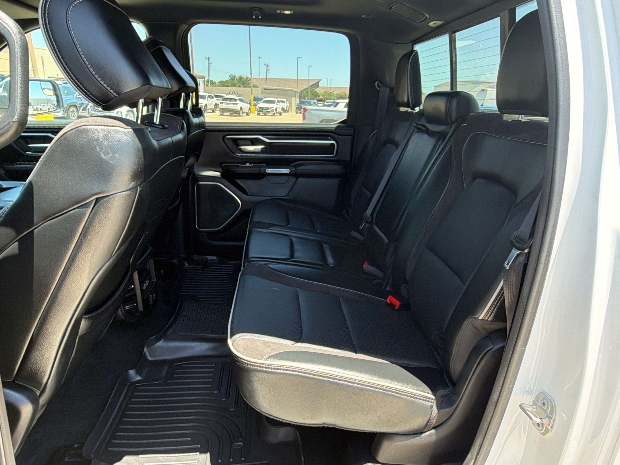 Used 2023 RAM 1500 Laramie AWD/4WD image 21