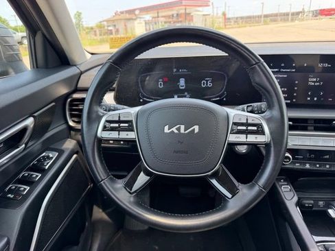 Used 2025 Kia Telluride S AWD/4WD image 13