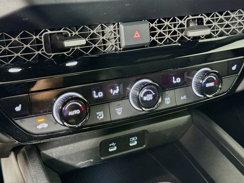 Used 2023 Honda Accord Sport image 15