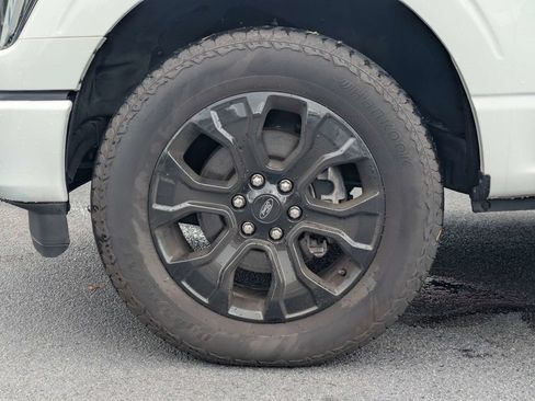 Used 2022 Ford F150 Lariat w/ Equipment Group 502A High AWD/4WD image 12
