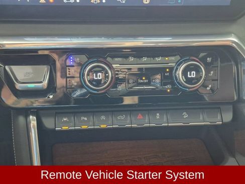 Used 2025 GMC Sierra 1500 Denali Ultimate AWD/4WD image 24