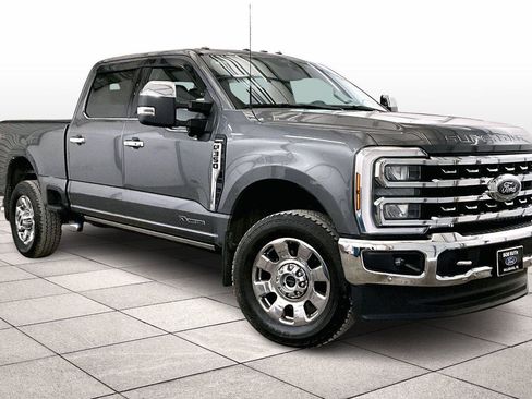 Used 2024 Ford F350 Lariat w/ Lariat Ultimate Package image 2