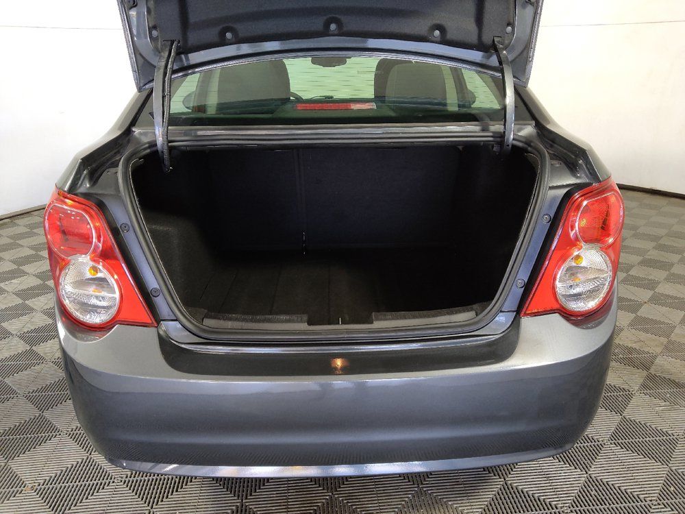 Used 2016 Chevrolet Sonic LT w/ Driver Confidence Package FWD image 29