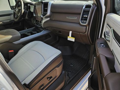 New 2026 RAM 3500 Laramie AWD/4WD image 7