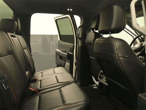 Used 2025 Ford F350 Lariat image 19