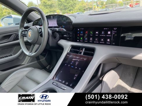 Used 2020 Porsche Taycan 4S w/ Premium Package image 39