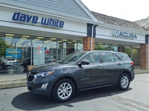 Used 2021 Chevrolet Equinox LS FWD image 1