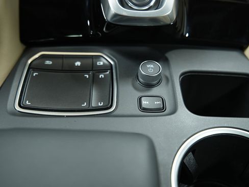 Used 2023 Acura MDX SH-AWD w/ Advance Package image 39