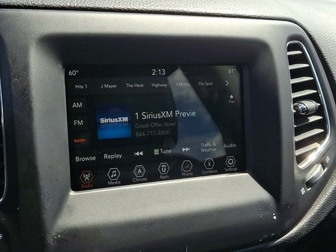 Used 2018 Jeep Compass Latitude w/ Popular Equipment Group AWD/4WD image 16