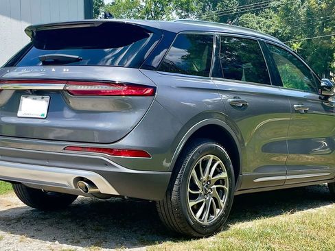 Used 2022 Lincoln Corsair AWD w/ Equipment Group 101A image 3