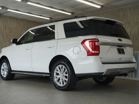 Used 2021 Ford Expedition XLT AWD/4WD image 7