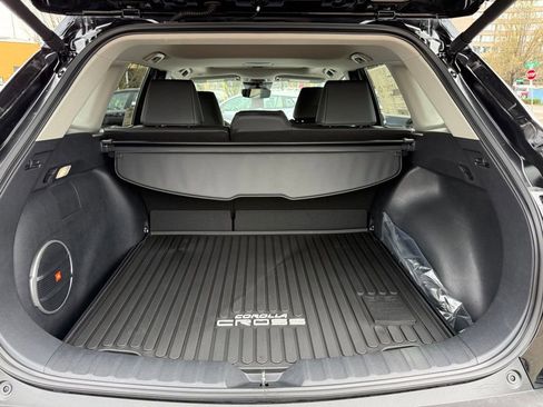 New 2026 Toyota Corolla Cross XLE AWD/4WD image 10