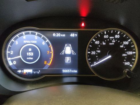 Used 2020 Nissan Versa SR image 23