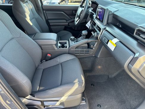 New 2026 Toyota 4Runner SR5 image 17