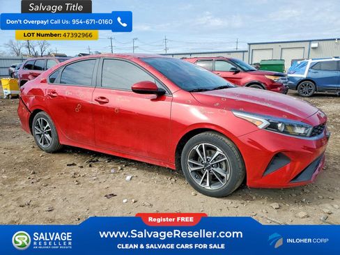 Used 2023 Kia Forte LXS FWD image 5