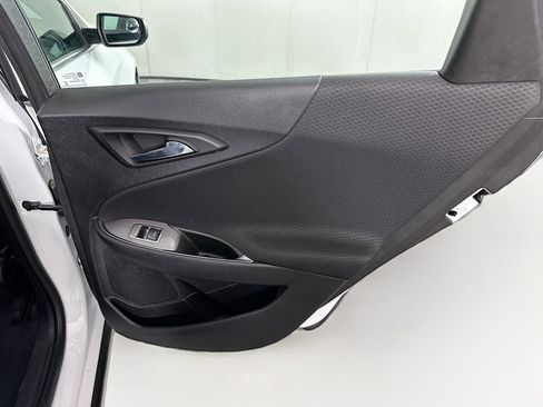 Used 2018 Chevrolet Malibu LT image 27