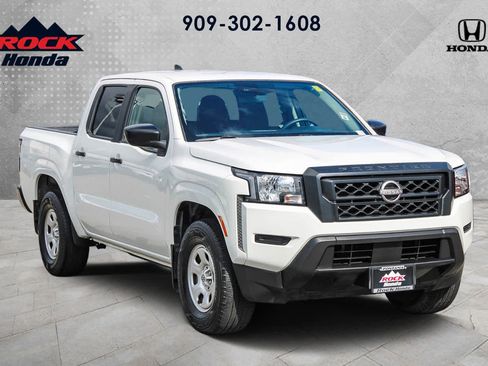 Used 2022 Nissan Frontier S image 3