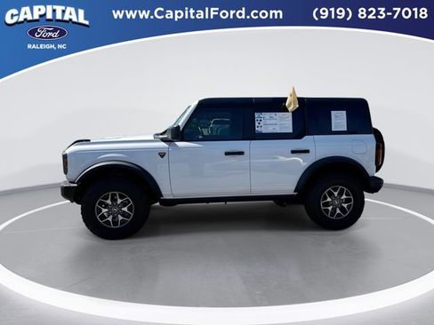 Certified 2025 Ford Bronco Badlands AWD/4WD image 5