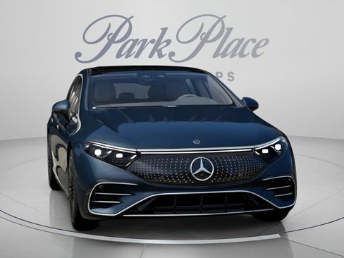 Certified 2023 Mercedes-Benz EQS 580 4MATIC Sedan image 34