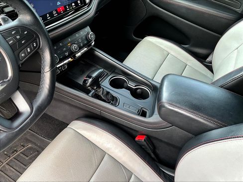 Used 2023 Dodge Durango R/T AWD/4WD image 18