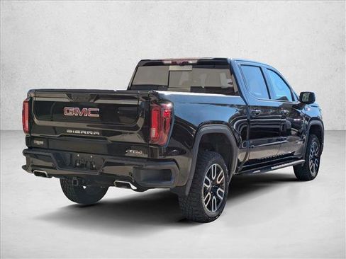 Used 2024 GMC Sierra 1500 AT4 w/ Technology Package image 5