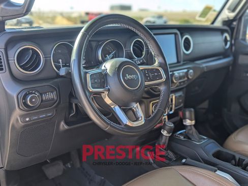 Used 2022 Jeep Wrangler Unlimited Rubicon 4xe w/ Safety Group AWD/4WD image 15