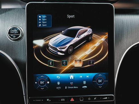 Used 2025 Mercedes-Benz CLE 300 4MATIC Coupe image 19