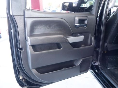 Used 2017 Chevrolet Silverado 1500 LT w/ All Star Edition AWD/4WD image 27