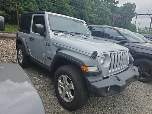 Used 2022 Jeep Wrangler Sport AWD/4WD image 14