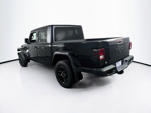 Used 2023 Jeep Gladiator Sport AWD/4WD image 7