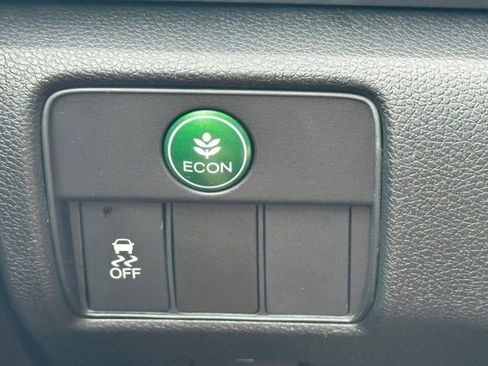 Used 2016 Honda Accord Sport image 13