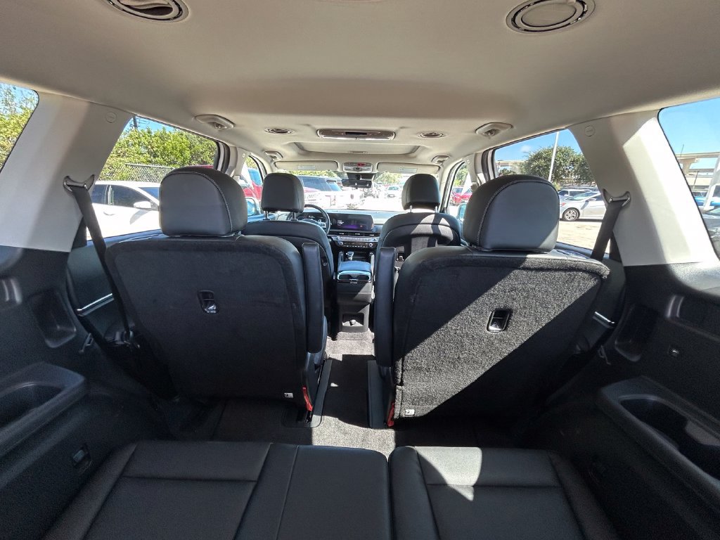 Used 2025 Kia Telluride S FWD image 15