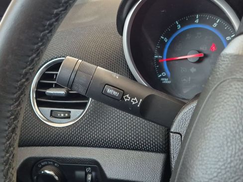 Used 2015 Chevrolet Cruze LT FWD image 19