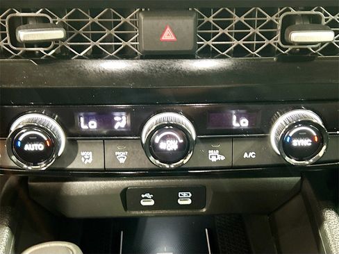 Used 2025 Honda Accord EX-L image 12