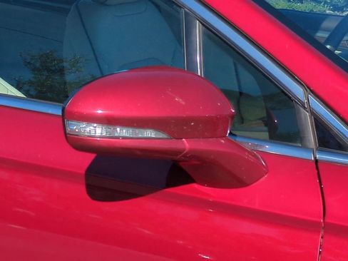 Used 2017 Ford Fusion Energi Platinum image 12