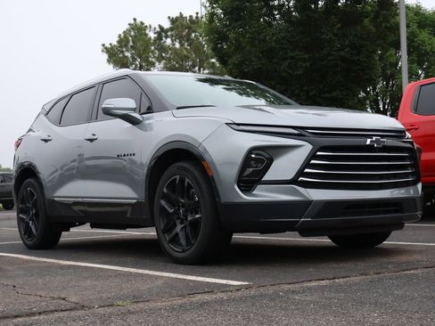 Used 2023 Chevrolet Blazer Premier w/ Driver Confidence II Package AWD/4WD image 1