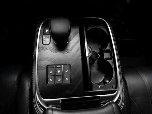 Used 2023 Lexus LS 500h AWD w/ Luxury Package image 55