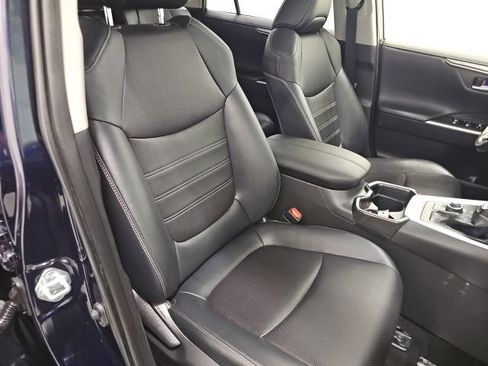 Used 2020 Toyota RAV4 Limited AWD/4WD image 38