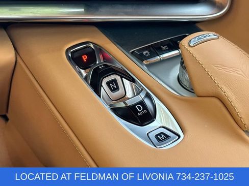 Used 2024 Chevrolet Corvette Stingray Premium Conv w/ Z51 Performance Package RWD image 15