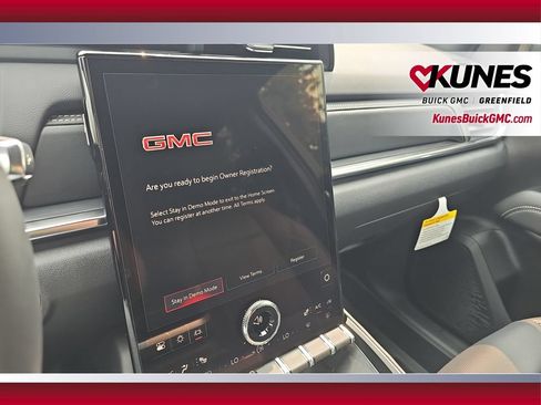 New 2027 GMC Terrain Elevation w/ Elevation Premium Package AWD/4WD image 21