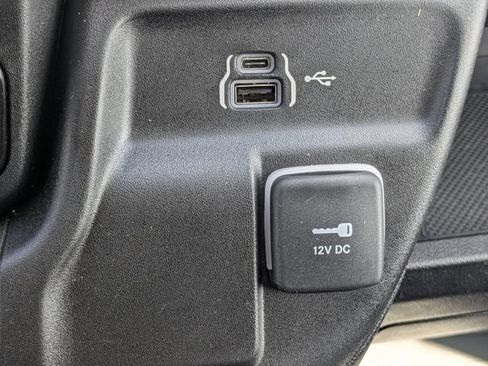Used 2025 RAM ProMaster 2500 FWD image 20