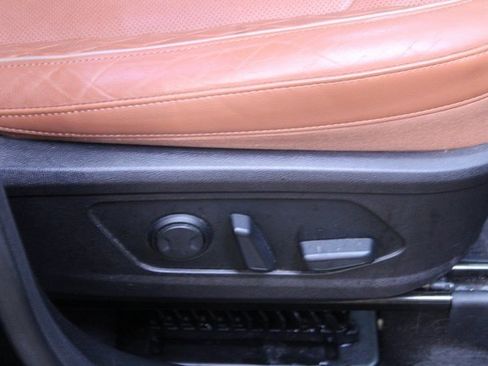 Used 2021 Kia Sorento SX Prestige image 12