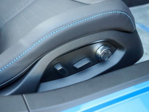 Used 2025 Chevrolet Corvette E-Ray AWD/4WD image 78