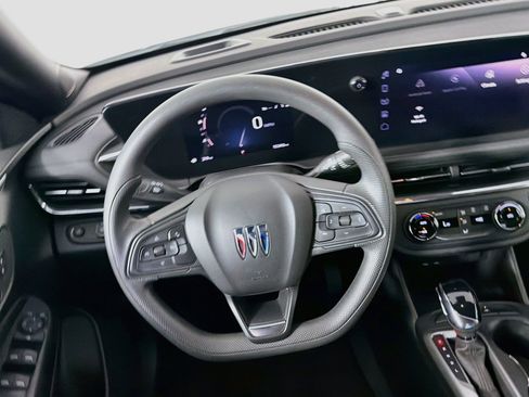 Used 2026 Buick Envista Preferred FWD image 17