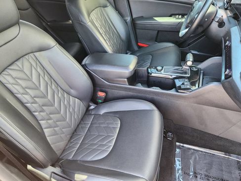 Certified 2023 Kia Sportage X-Pro AWD/4WD image 22