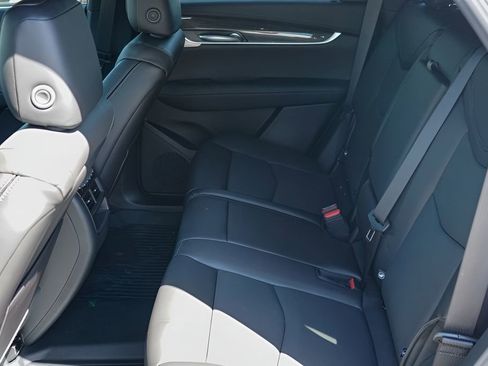 New 2026 Cadillac XT5 Sportv w/ LPO, Onyx Lite Package AWD/4WD image 20